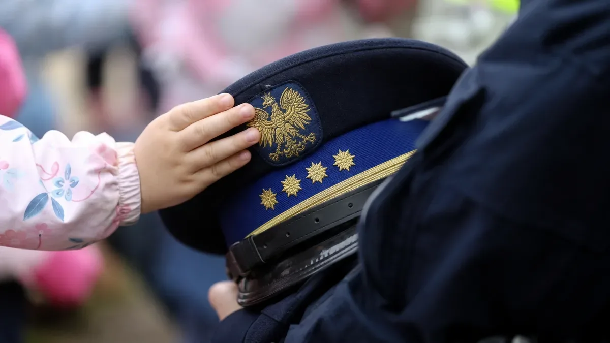 Policjanci z Czarnej rozmawiali z dziećmi o bezpieczeństwie