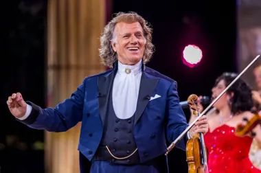 Grafika promocyjna wydarzenia Retransmisja: André Rieu. Niech żyje Maastricht! w Dębicy