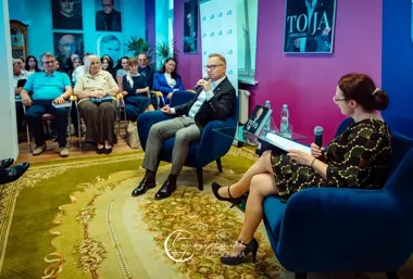 Andrzej Duda w Dębicy - biblioteka zapełniła się po brzegi na spotkaniu