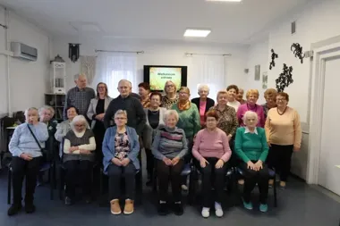 Kiedy biblioteka idzie do seniorów - wielkanocne wspomnienia i lokalne smaki