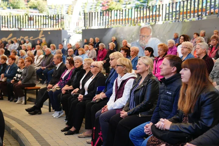 Finał projektu w Latoszynie-Zdroju połączył ruch, porady i występ seniorów