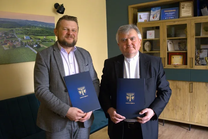 Zabytkowe nagrobki w Brzeźnicy przejdą konserwację za ponad 50 tys. zł