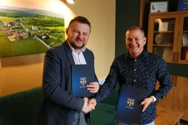 Tenisowe korty w Dębicy dołączają do Karty Mieszkańca i tną ceny gry