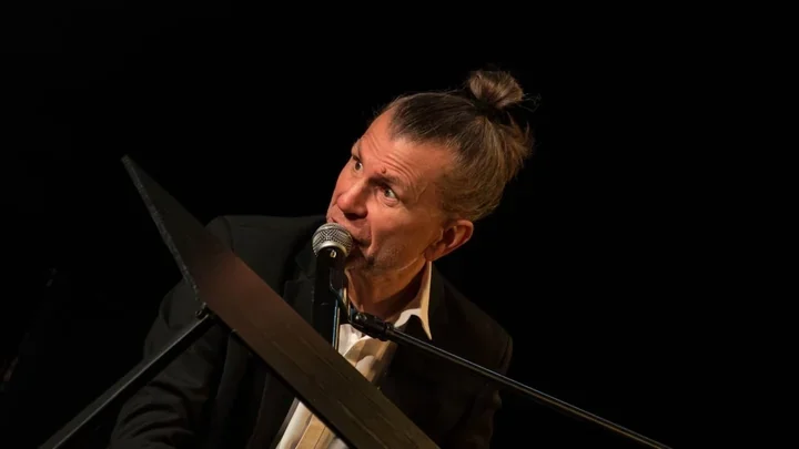 Sylwestrowy show w Domu Kultury Mors - śmiech i muzyka od Bacha do AC/DC