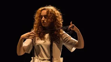 Teatralne czwartki w Dębicy wracają z nową energią na scenę