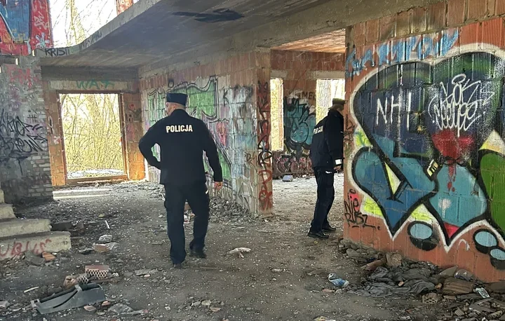 Mroźne noce - policja apeluje o zgłaszanie osób bezdomnych