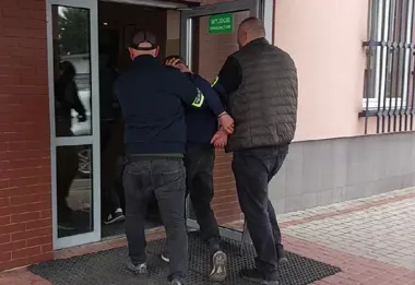 Perfumy wyniósł ze sklepu, agresja kosztowała go policyjny dozór