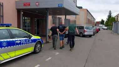 Jedna wizyta w dębickim mieszkaniu skończyła się aresztem dla 29-latka