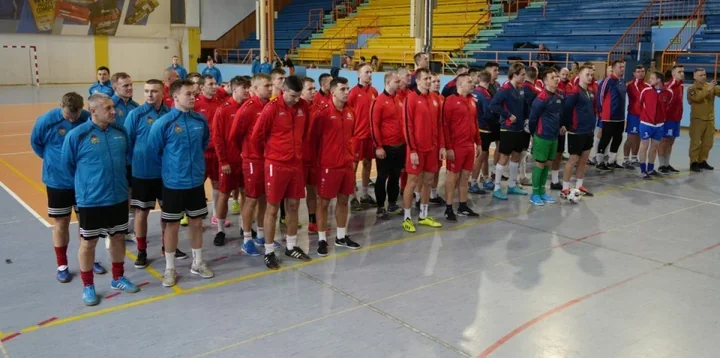 Strażackie emocje na parkiecie MOSiR - finał podkarpackiego futsalu