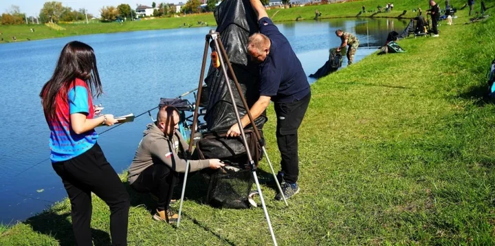Nikola Ferfecka najlepsza w powiatowych zawodach wędkarskich. Złowiła 37,5 kg ryb