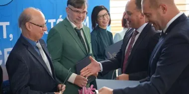 17 nagród i 15 awansów. Nauczyciele z powiatu dębickiego wyróżnieni