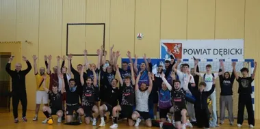 Siedem drużyn i wysoki poziom gry – Gmina Żyraków triumfuje w powiatowym finale siatkówki